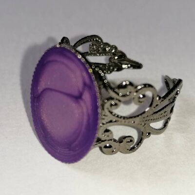 Bague gothique mauve