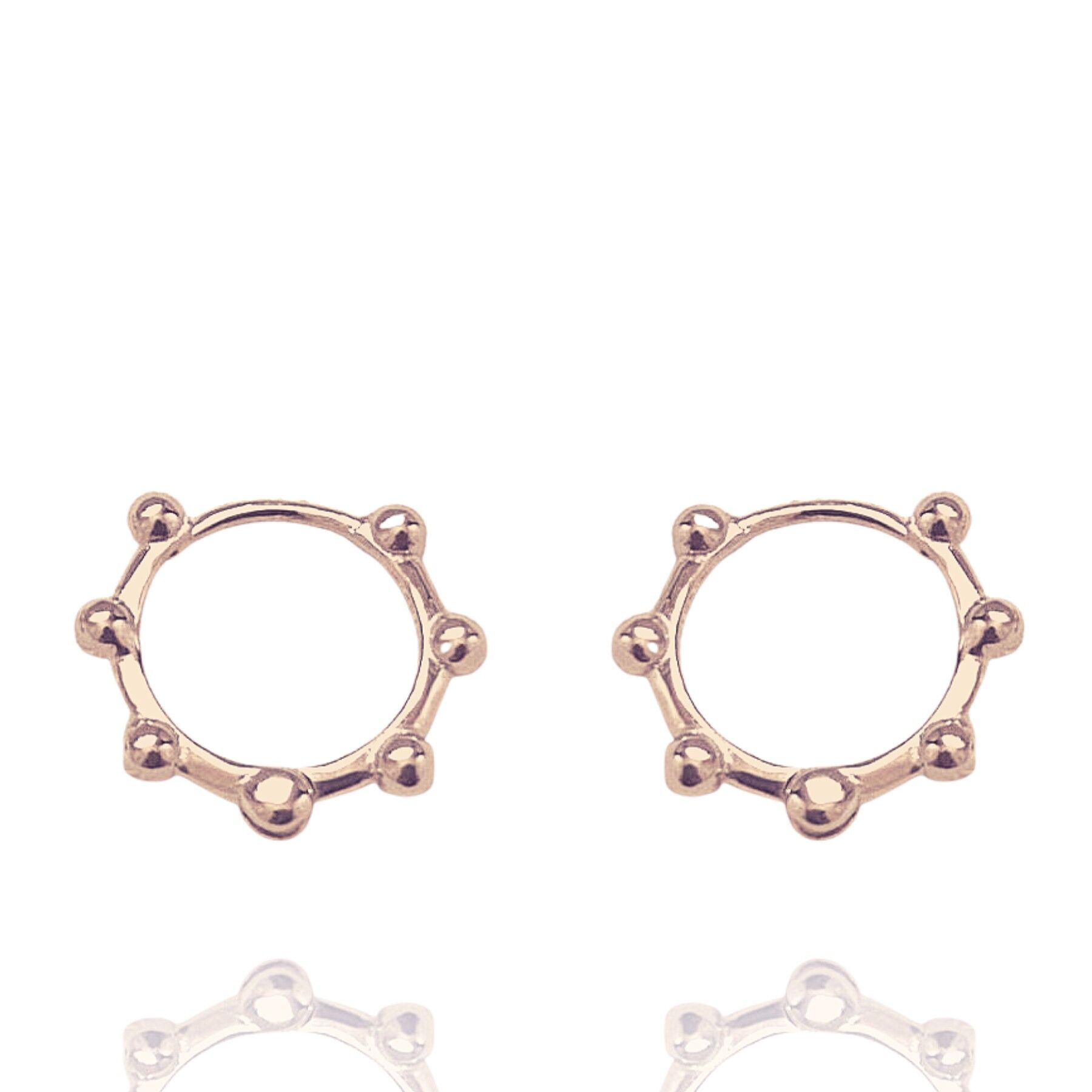 Orecchini a cerchio in argento sterling con sette perline - Oro rosa
