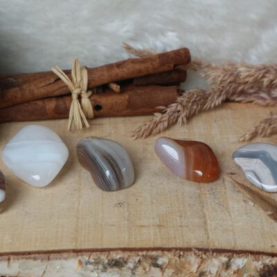 agate tumbled stone