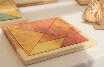 Jeu de tangram en bois 2