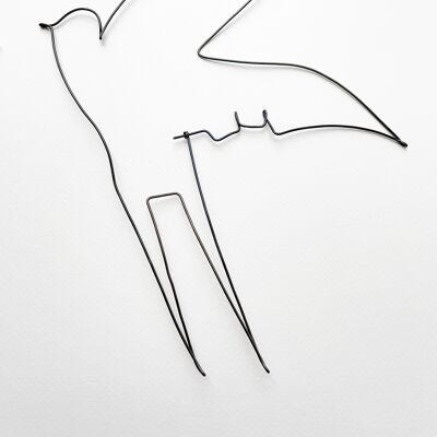 Wire swallow, model 2, raw