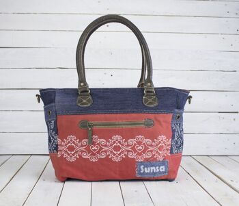 Grand sac à main Sunsa en denim recyclé et toile rouge. Sac à bandoulière durable. 11