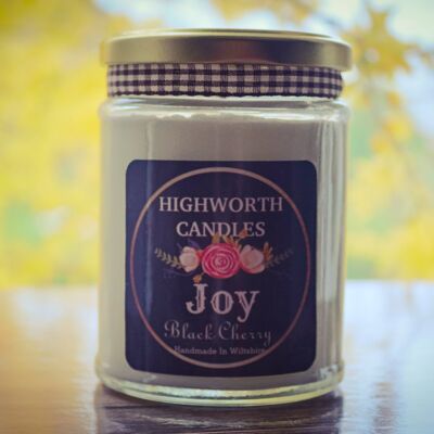 Joy "Black Cherry" Highworth-Kerze