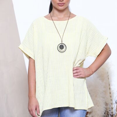 Yellow stripe pattern top with necklace