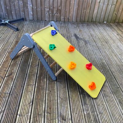 Chunky Pikler / Montessori Inspired Early Years Climbing Triangle with Climber - 5 Rung (35mm Dowel) - Pastel Rungs (QBS110)