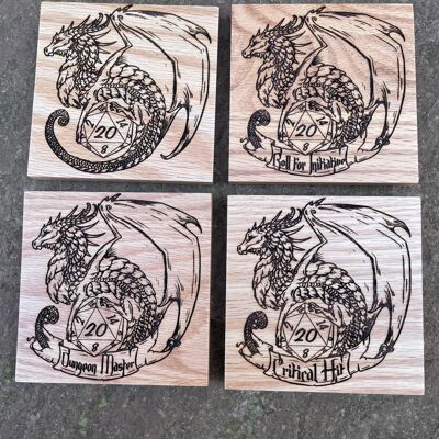 Set di sottobicchieri in legno D20 Dragons