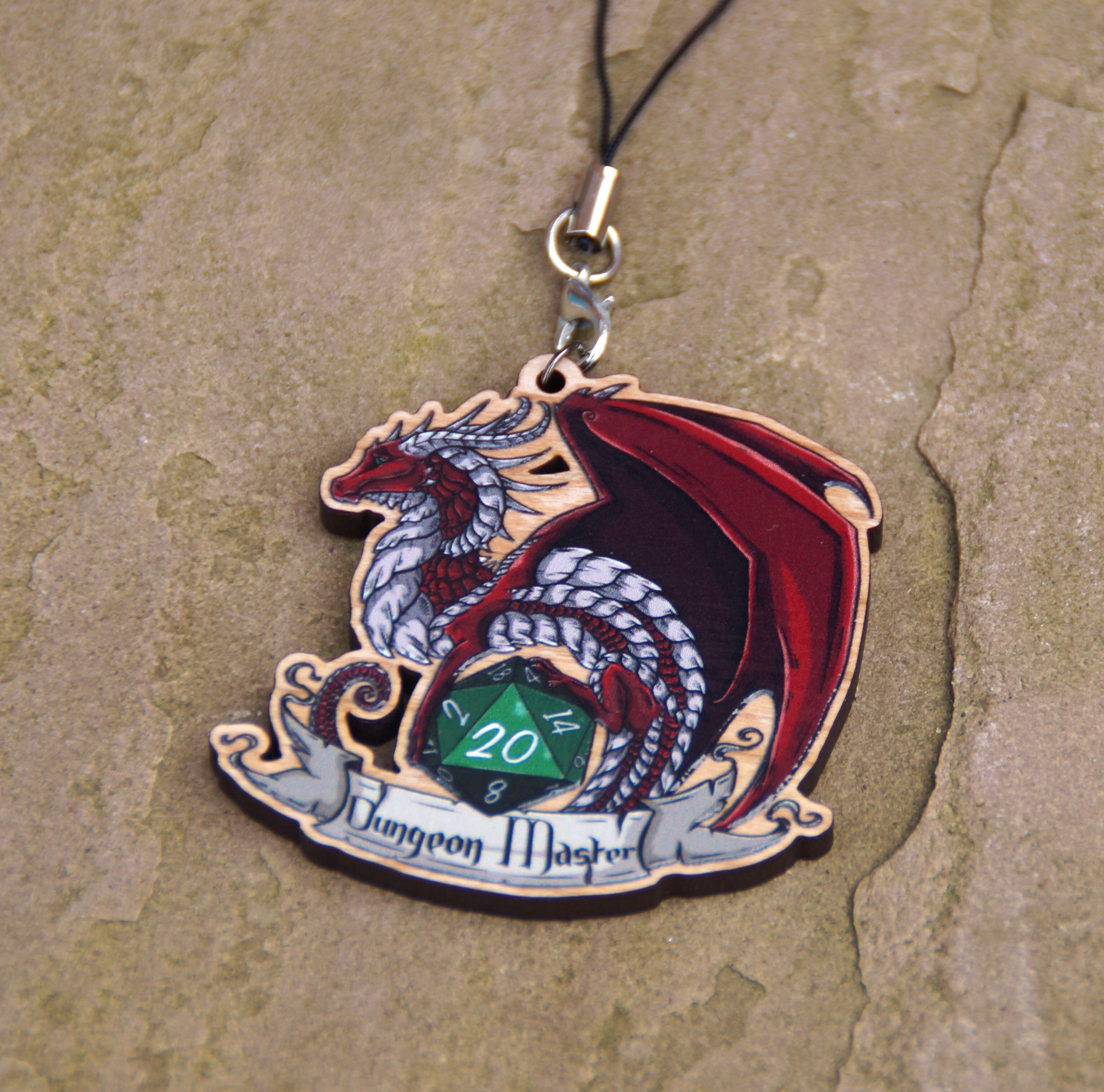 Dije de madera de cerezo de dragón maestro de mazmorra