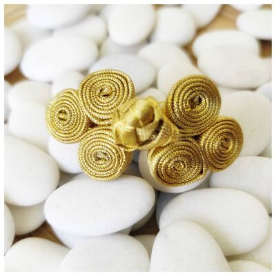 Goldener Verschluss für Kimonos, Kaftanbrosche, goldene Brosche für Schals, Geschenk unter 13e, nützliches Detail für Frauen, Brosche für Schals