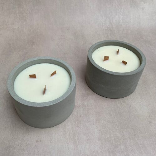 Medium Musk & Sandalwood Concrete Container Candle