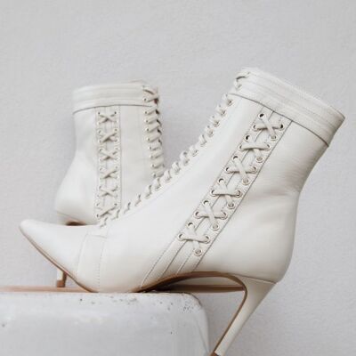 BOTIN LARISSA ICE