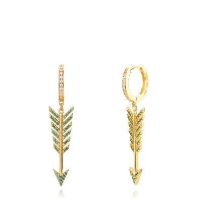 Arrow hoop earrings - 13+27 mm - green zirconia - gold plated