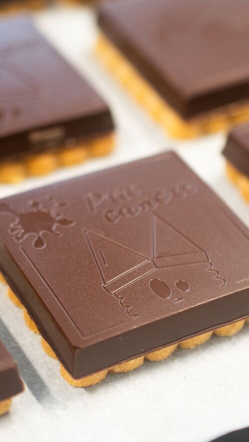 P'TITS CANCRES cookies - x4 Milk chocolate filled with praline
