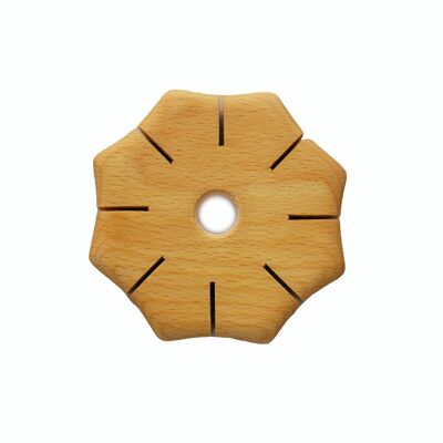 Wooden knotting disc, toy for children