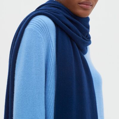 Cashmere Lofty Blanket Scarf in Midnight Blue