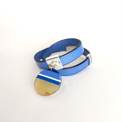 Double wrap bracelet in leather with horn pendant IMAE