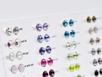 Présentoir clous d'oreilles OSGK39 (8mm) (72 paires) avec Premium Crystal de Soul Collection 3