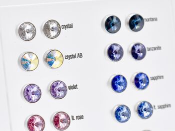 Présentoir embouts auriculaires en titane "Laura" (30 paires) avec Premium Crystal de Soul Collection 2