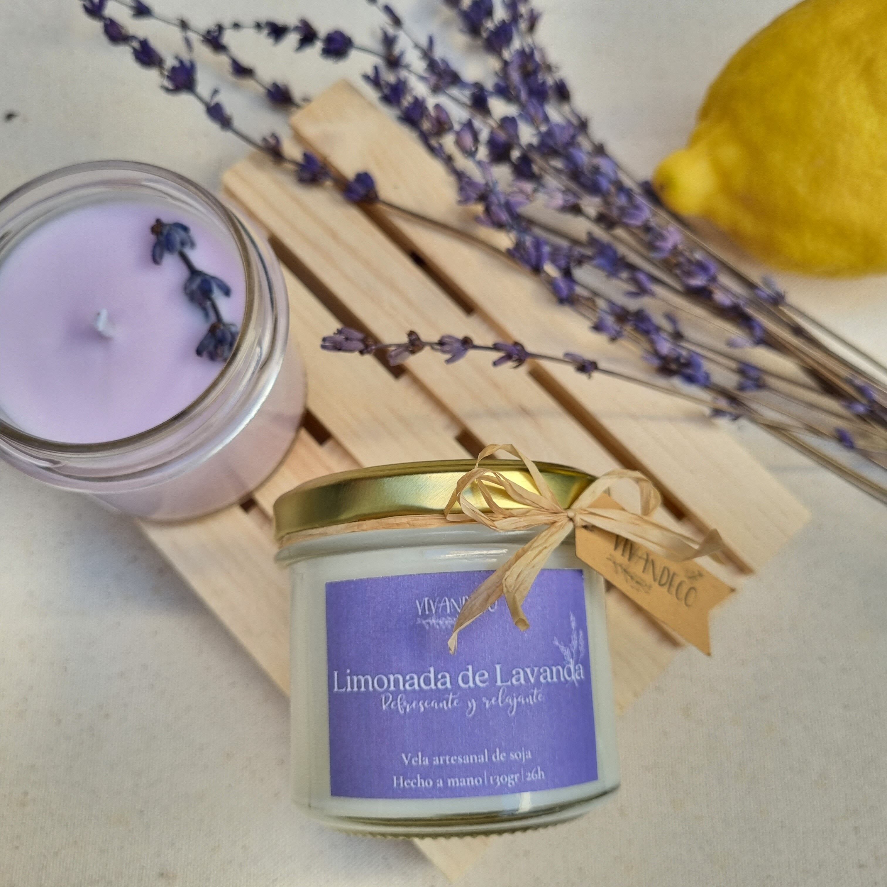 Candela di soia profumata alla lavanda e limonata