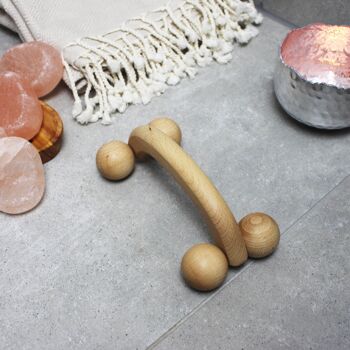 Rouleau de massage en bois avec 4 balles, masseur 2