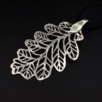 Eichenblatt - Tafellöffel aus massivem Silber