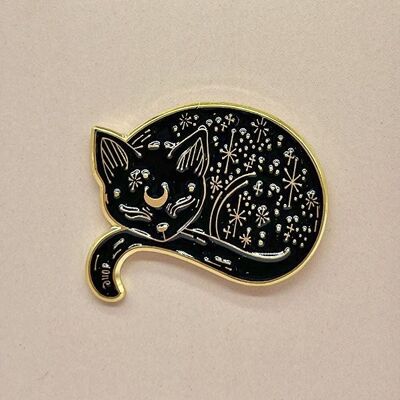 Pin de esmalte de gatito místico