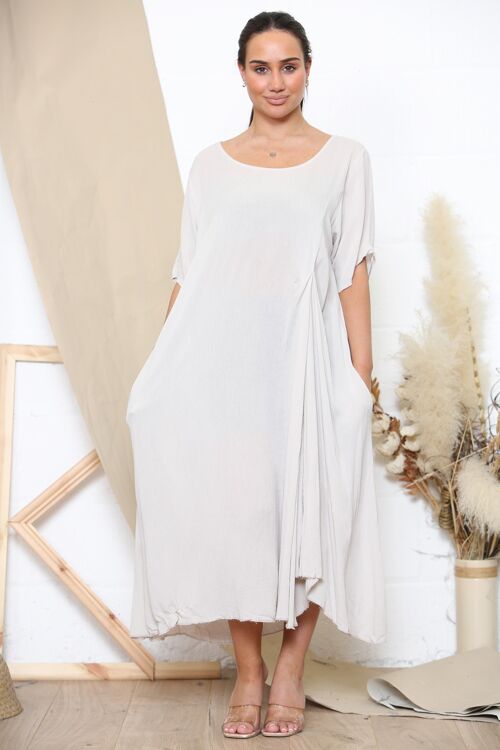Beige relaxed dress with pockets