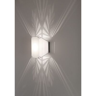 tera-muru-flat-wall-light