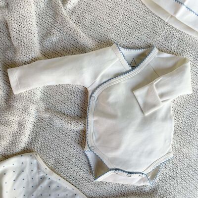 Organic baby bodysuit with blue border