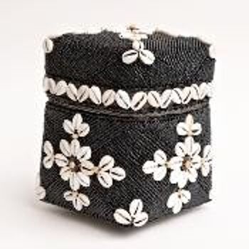 Caja decorativa negra con conchas - S65 2
