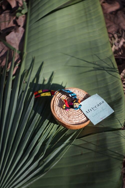 Unrefined Shea Butter from Ghana in calabash with raffia cover