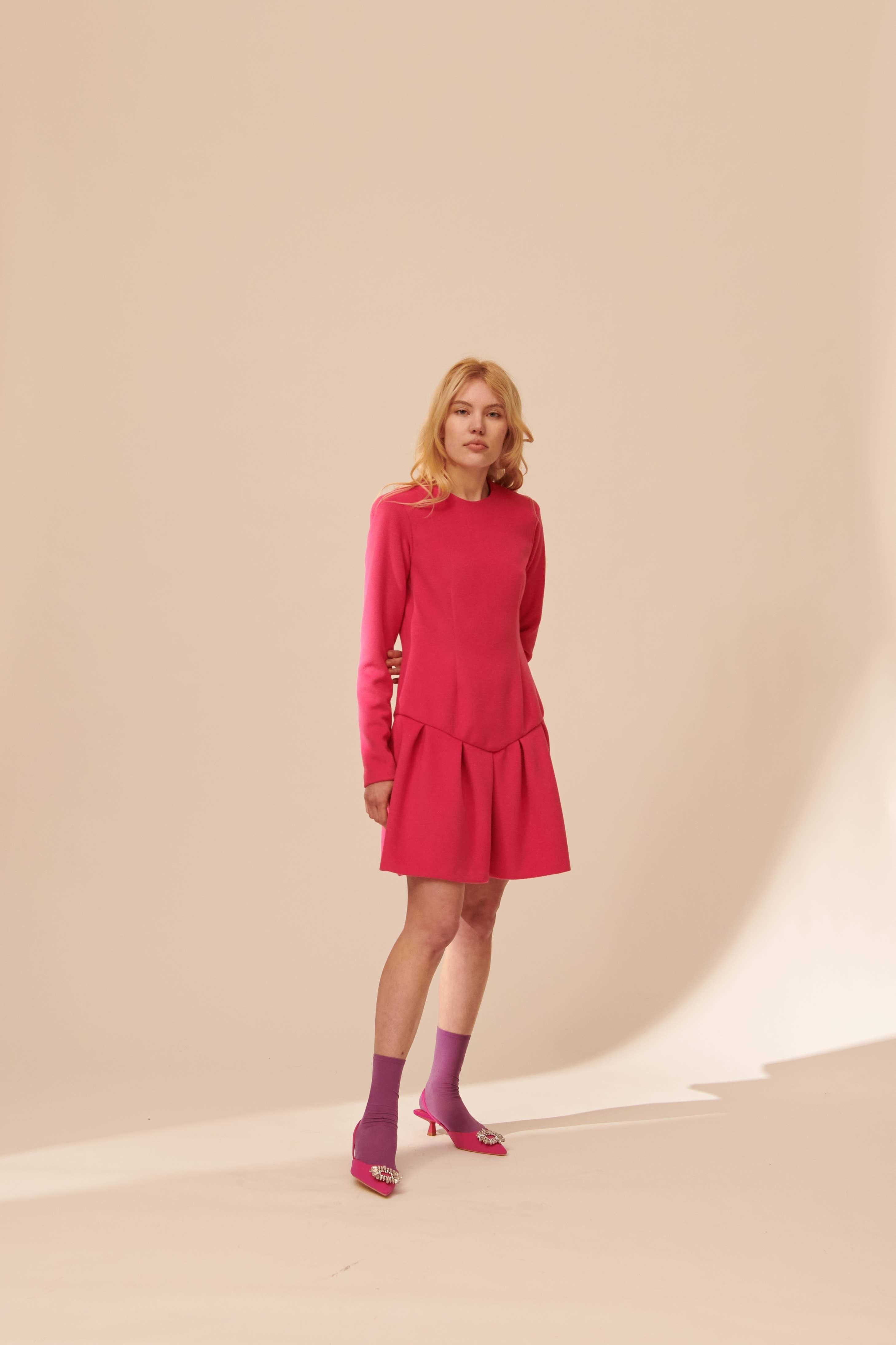 Robe Courte Plissée Épaules Elle Taille M - Dos Cravate Trou De Serrure Style Rétro Occasion Très Bon État