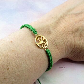 Bracelet micro-macramé vert avec arbre de vie 5