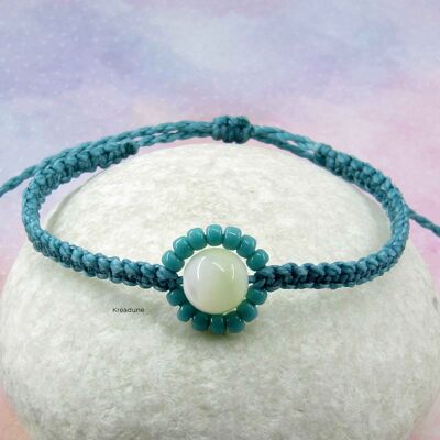Green micro-macrame bracelet with mother-of-pearl - Flora