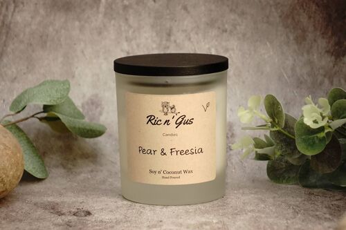 Pear & Freesia Scented Candle - Soy & Coconut Wax