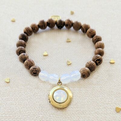 "Opal Coconut" Medaillon-Armband aus Holzperlen