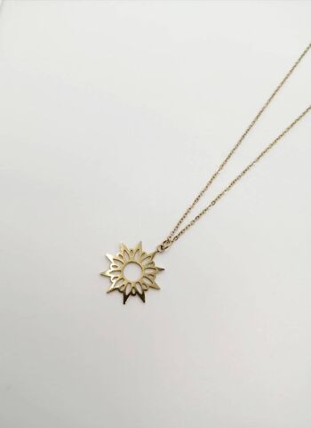 Collier Pendentif Soleil de Rio 3