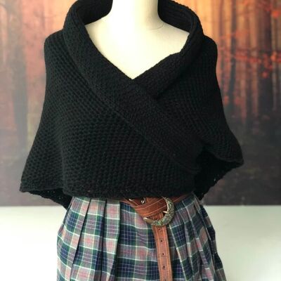Handgefertigter schwarzer Outlander-Schal, inspiriert von Claires - Cottagecore