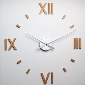 en bois de cœur de hêtre : HolzKaspero Kasper'o'clock - l'horloge murale spéciale - argent 2