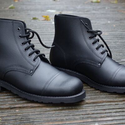 Estrela Leather Lace-Up Boots- Black