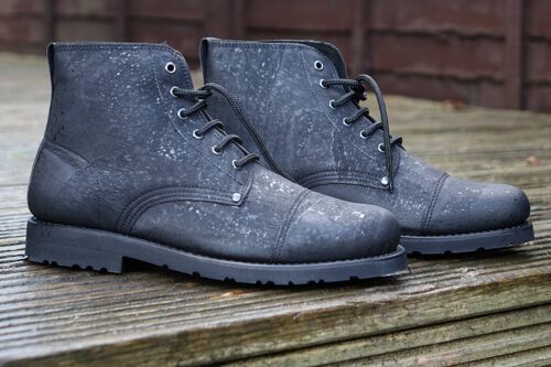 Everest Cork Lace-Up Boots- Black