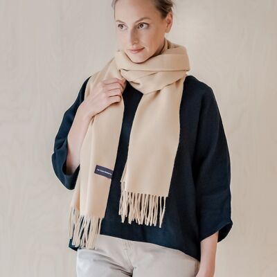 Lambswool Oversized Scarf in Camel
