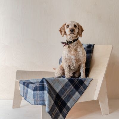 Recycled Wool Large Pet Blanket in Bannockbane Silver Tartan