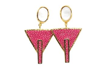 BOUCLES D'OREILLES EGYPTE GALUCHAT FUCHSIA AVEC NACRE 1