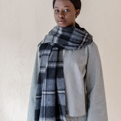 Lambswool Oversized Scarf in Macrae Grey Tartan