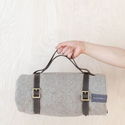 Leather Picnic Carrier - Brown Leather