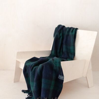 Recycled Wool Knee Blanket in Black Watch Tartan