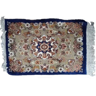 Tapis en laine bleu marine persan Bokhara fait à la main