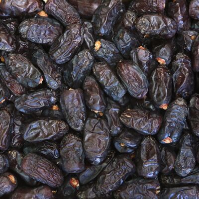 Safawi organic dates