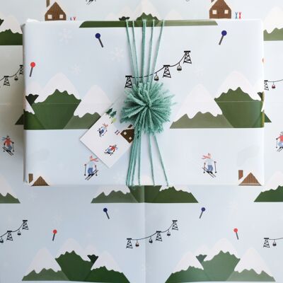 skiing-christmas-wrapping-paper