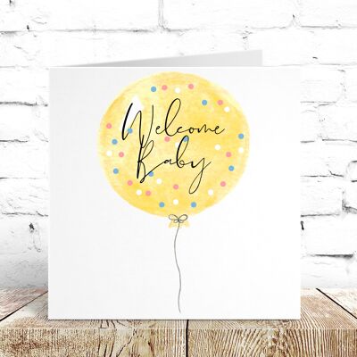 Baby-Willkommenskarte mit gelbem Ballon